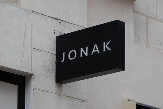 jonak paris logo brand and text sign shop in front of facade store women luxury chain of footwear fashion retailers shoes