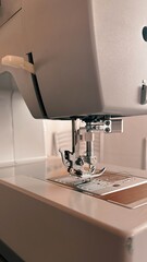 Closed Flat Sewing Machine Needle, Sewing Club, Sewing Day