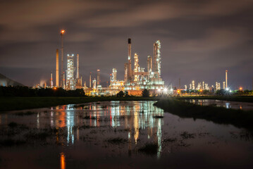 Fototapeta premium Gas turbine electrical power plant at dusk