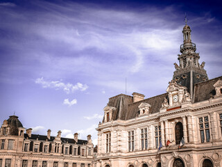 Obraz premium Downtown Poitiers Unveiled: Captivating Street Views in France