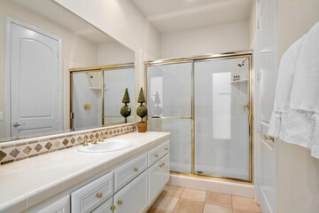Interior shot of a bathroom of a luxury home in Calabasas, California.