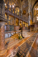 Fototapeta premium Venezia, Italy - May 18, 2024: interior architectural shot of St. Mark's Basilica in Venice (Basilica di San Marco).