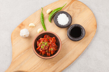    A term collectively referring to some species of the Mollusca phylum Cephalopod order Cuttlefish and Cuttlefish order.