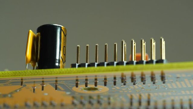Computer microcircuit with electronic components, resistors and connection terminals