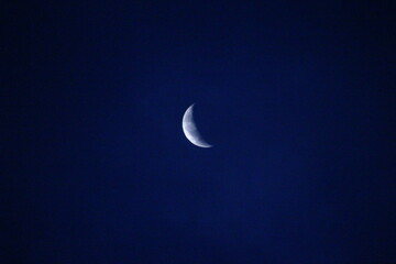 三日月　Crescent