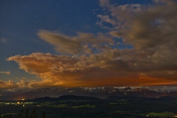 Sonnenuntergang in den Bergen