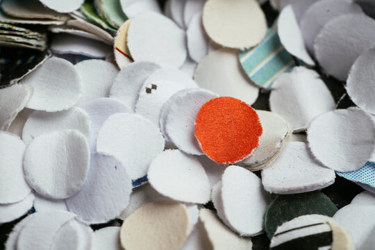 Paper confetti