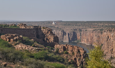 A scenic picture of the beautiful canyon with pennar river flowing in Gandikota, India.