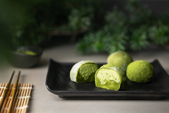 Green Matcha Mochi