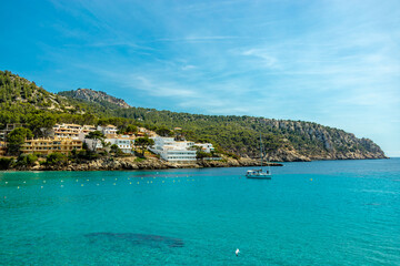 Kleine, aber feine Wanderung auf den Küstenweg Pass D'en Grau in der Küstenstadt Sant Elm im Süden der Balleareninsel Mallorca - Spanien