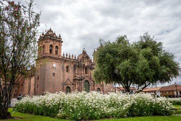 Fototapeta premium church of the holy trinity, main square Cusco Perú.