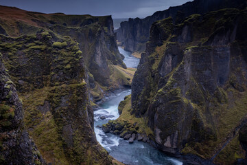 Obraz premium Dramatic landscape of the Fjadrargljufur Canyon, Iceland