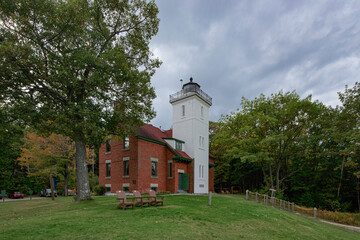 Fototapeta premium 40 Mile Point Lighthouse on a cloudy day