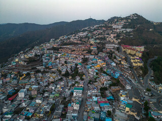 Baurari is situated in Tehri Garhwal District , Uttarakhand