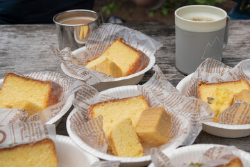 人気のレモンシュガー パウンドケーキとコーヒー