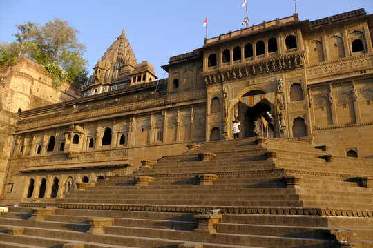 24 February 2024, Exterior View of the scenic tourist landmark Maheshwar fort (Ahilya Devi Fort ) in Madhaya pradesh, India, Beautiful sculptures Carving details on the outer wall.