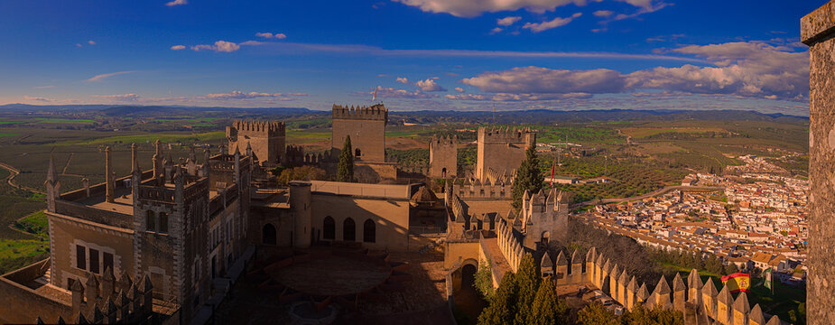 panorama castle montanchez