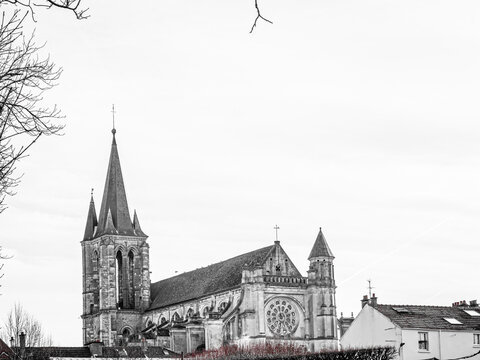 Cultural Heritage Explored: Journeying through Brie-Comte-Robert Timeless Street Scenes