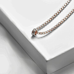 Unlock Your Style Potential with Stunning Box Chain Necklaces