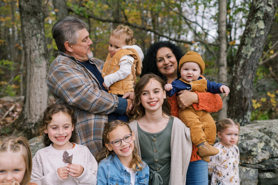 proud grandparents with all their grandchildren 