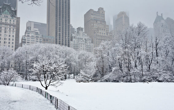 Upper East Side New York in the snow - Powered by Adobe