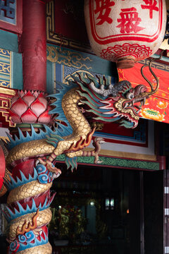 Dragon statue at Chinese Shrine