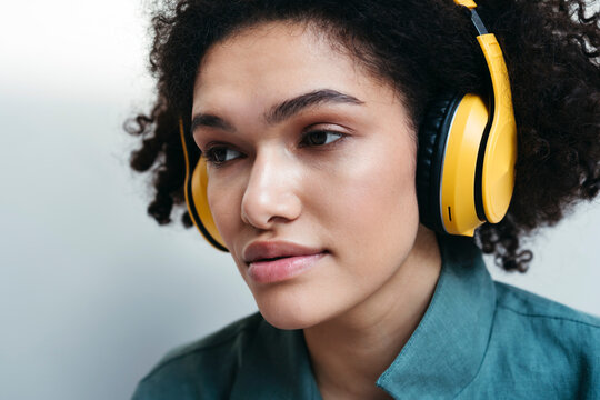  Harmonizing with Yellow Headphones