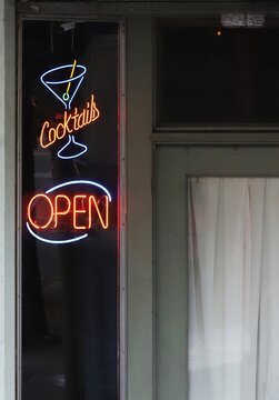 Cocktails - Open Neon signs