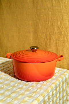 Dutch oven pan