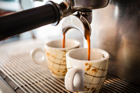 Close up of m
aking espresso coffee