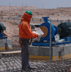 Trabajadores de estructuras en mineria Chile