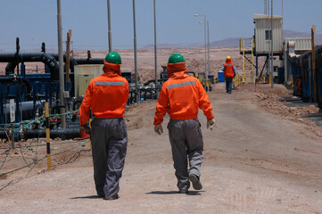 Trabajadores de estructuras en mineria Chile