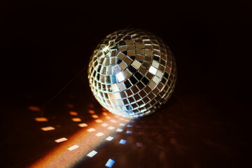 Mirrorball