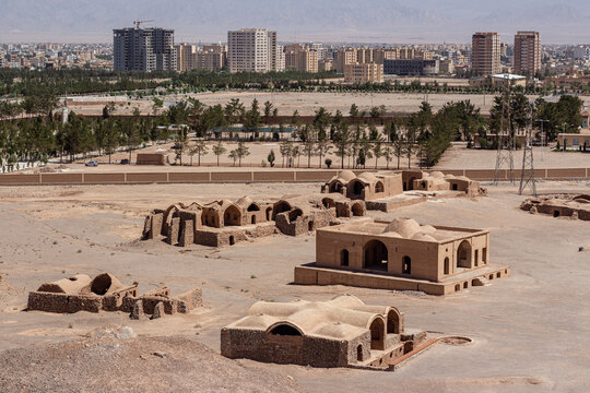 Zoroastrian Towers of Silence, Yazd
