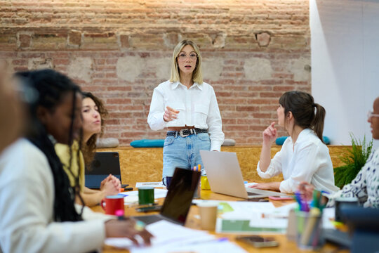 Dynamic Presentation at Collaborative Team Meeting