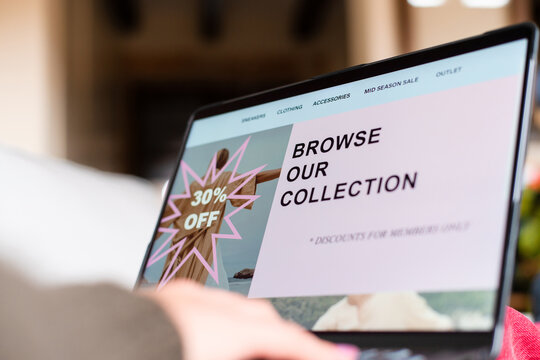 Fashion online store with sales