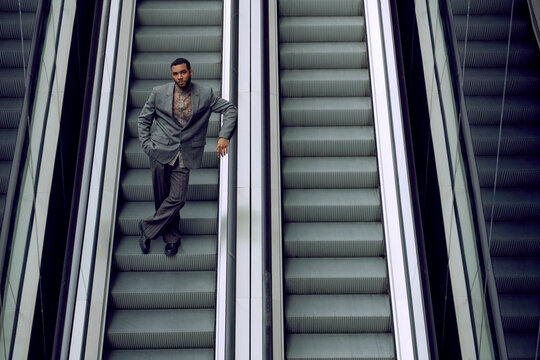 Fashion Editorial at the Streets