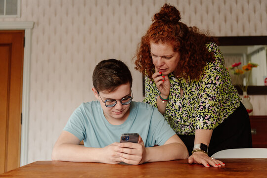 Parental monitoring of teenager using phone
