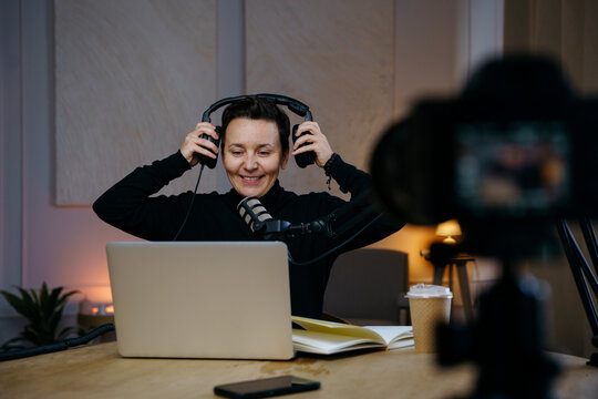 The podcaster at home studio
