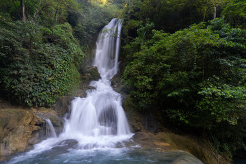 Fototapeta premium Lokomboro Waterfall on Sumba Island, Indonesia.