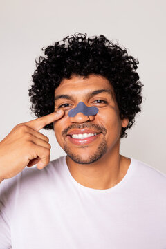 Playful Pore-Cleaning Moment