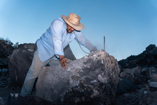 Artisanal Mining of Volcanic Stone