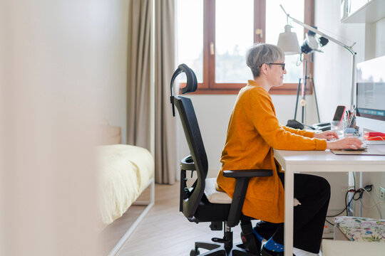 Focused Home Office Work Environment