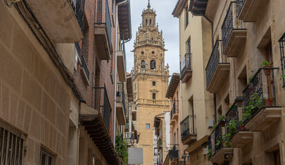 Narrow alley with the Church of Santo Tomas in La Rioja, Spain
