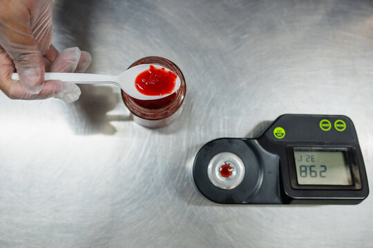 Digital Refractometer 