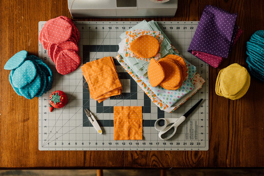 Do-It-Yourself Reusable Easter Eggs