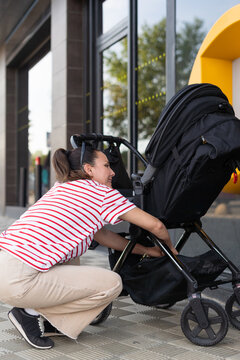 Storing Groceries in Baby Stroller