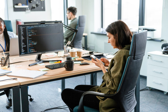 Teamwork in the programmers' office