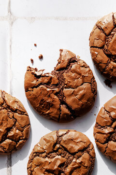 freshly baked brownie cookies