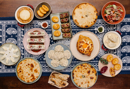 Georgian Culinary Delights, A Traditional Feast Awaits
